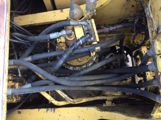 ขาย KOMATSU PC200-7 ไมล์ 9,xxxชม. เอกสารเล่มทะเบียน