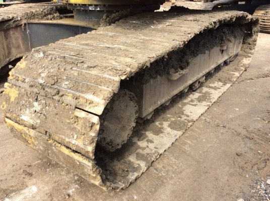 ขาย KOMATSU PC200-7 ไมล์ 9,xxxชม. เอกสารเล่มทะเบียน