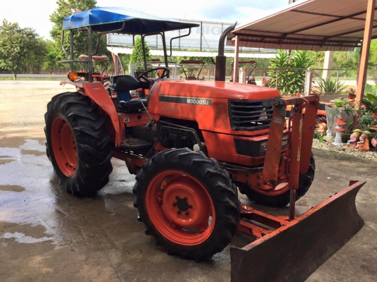 ขายรถไถ Kubota M5000 SU(4WD) พร้อมใบมีดและผานพรวน รถพร้อมใช้งาน