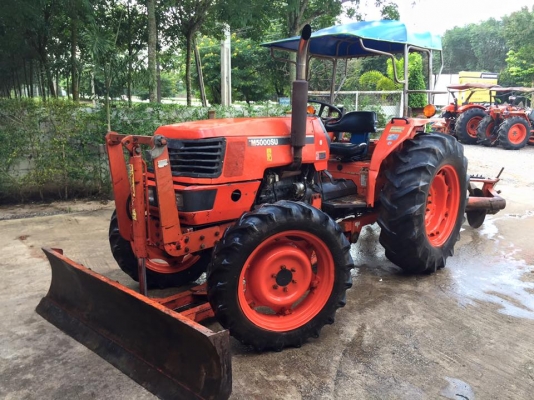 ขายรถไถ Kubota M5000 SU(4WD) พร้อมใบมีดและผานพรวน รถพร้อมใช้งาน