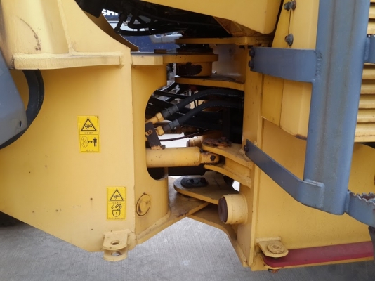 รถตัก โคมัตสุ WA100-3 #55691 รถนำเข้าจากญี่ปุ่น ตอนนี้รถจอดที่นิคมบางปะอิน อยุธยา ไม่เคยใช้งานในไทย ติดต่อ ใหม่ 061-4194022