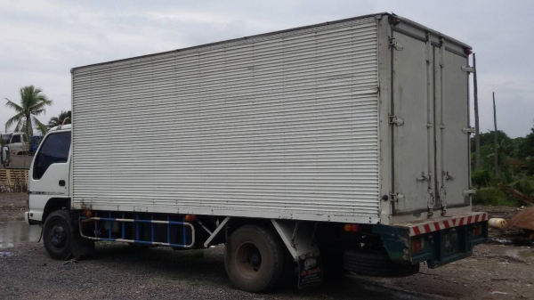 ISUZU-NQR.ปี49เครื่อง175-ยาว5,50-เมตร.เครื่องดี.ครัชซีสวย..ราคา620,000.