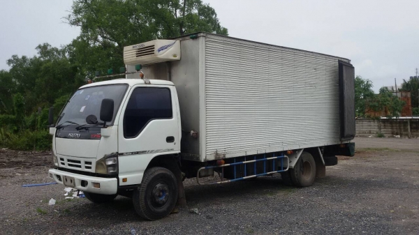 ISUZU-NQR.ปี49เครื่อง175-ยาว5,50-เมตร.เครื่องดี.ครัชซีสวย..ราคา620,000.