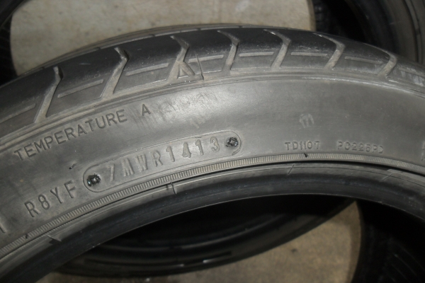 ยาง DUNLOP 195/45ZR16 ปี13 สวยๆ 4 เส้น ราคา 2000 บาท