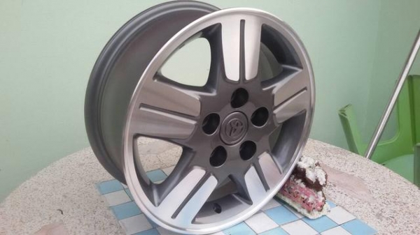 ขายล้อแม็ก toyota vigo 15"×6" et45 5 รู 114.3 ทำสีใหม่ สีเทาหน้าเงา สนใจติดต่อเล็กคลองสามครับ 081-3747940 ขายล้อแม็ก toyota vigo 15"×6" et45 5 รู 114.3 ทำสีใหม่ สีเทาหน้าเงา สนใจติดต่อเล็กคลองสามครับ 081-3747940