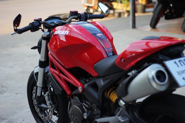 Ducati 795 2012