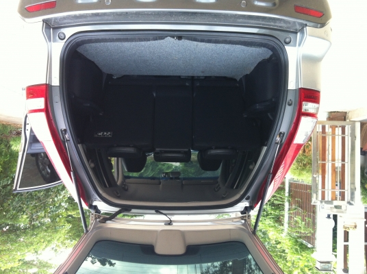 เพื่อนฝากขายขาย CRV2.4 IVTEC 4WD AT 2008  สีเทา รุ่นท๊อป