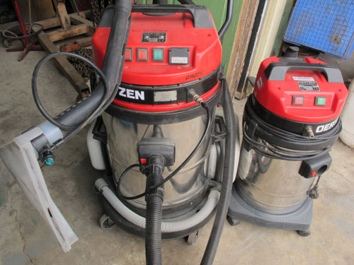 ขายเครื่องดูดฝุ่น ดูดพรม OERTZEN ของประเทศเยอรมัน มี2ตัวขายคู่เลย