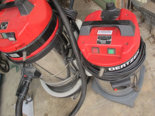 ขายเครื่องดูดฝุ่น ดูดพรม OERTZEN ของประเทศเยอรมัน มี2ตัวขายคู่เลย