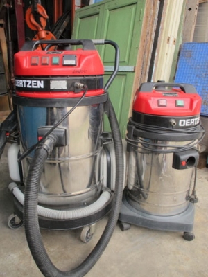 ขายเครื่องดูดฝุ่น ดูดพรม OERTZEN ของประเทศเยอรมัน มี2ตัวขายคู่เลย