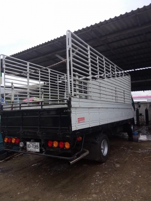 ขายหกล้อNQR175แรงคอลมอลแรลปี51ยางกระทะเรเดียลมิชลินใหม่90เปอร์เซ็น แอร์เย็น พาวเวอร์ เครื่องแน่นไม่มีไอ กระบะพร้อมคอกแข็งแรง ยาว5.40เมตร กว้าง2.30เตร รถสวยพร้อมใช้ทะเบียนพร้อมโอน