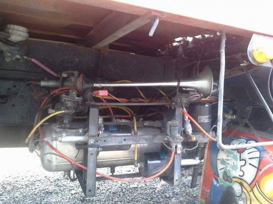 ขาย10ล้อ JCM 185แรง พ.เพาเวอร์ เบรกทิฟฟี่ ภายในสวย แอร์เย็น สภาพพร้อมใช้งาน เอกสารพร้อมโอน สนใจโทร 090-8588220คุณนะ 093-3258446คุณบิว หรือเข้าดูสินค้าอื่นๆได้ที่ www.truck.in.th/498 หรือเพจFacebook ณรงค์ ซื้อขายรถมือสอง (เว็บไซต์ส่วนตัว) หรือFacebook ตลาด