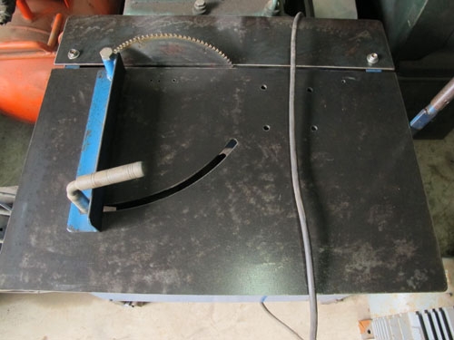 ขายโต๊ะเลื่อยวงเดือนตัดอลูมิเนียม เหล็กพร้อมมอเตอร์2ไฟบ้านพร้อมใช้