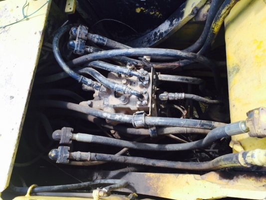 ขาย KOMATSU PC200-6 รถสวย ช่วงล่างเต็ม เอกสารเล่มทะเบียน ขาย KOMATSU PC200-6 รถสวย ช่วงล่างเต็ม เอกสารเล่มทะเบียน