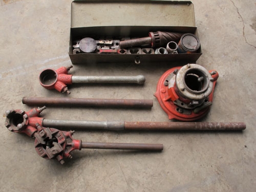 ขายเครื่อทำเกลียวมือ Ridgid สภาพเหมือนใหม่ใช้งานน้อยขายถูกๆ