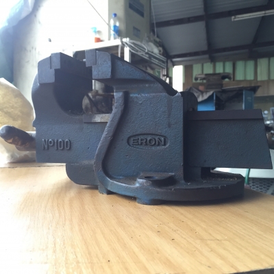 ขายปากกาจับชิ้นงาน ERON no.100 made in japan 4นิ้ว สภาพดีครับ