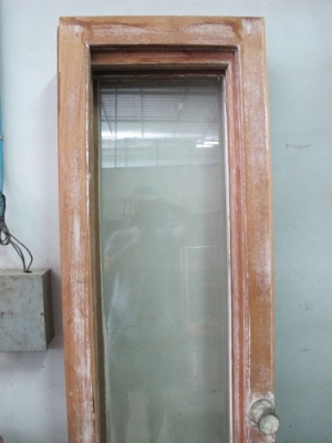 ขายบานประตู หน้าต่างไม้สักเก่าแท้สวยๆหนาๆ