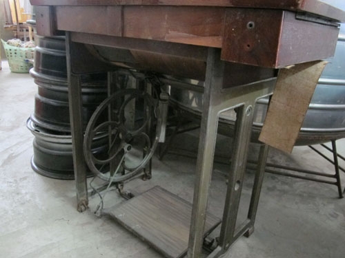 ขายขาจักรโบราณPFAFFจำนวน2ตัว