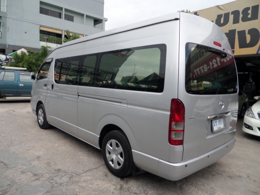 รถตู้หลังคาสูงแต่งเต็ม VIP แสงสีเสียงครบ ปี2005 สนใจโทร 097-107-8777