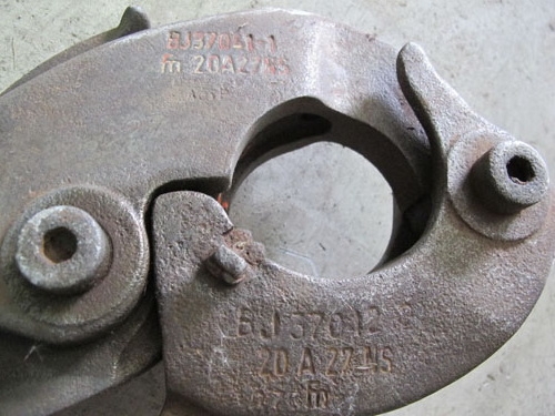 ขายปากนกแก้วลากรถโบราณของHollandหายากน่าสะสม ขายปากนกแก้วลากรถโบราณของHollandหายากน่าสะสม