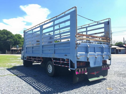 ขายรถบรรทุก 6 ล้อ  NQR  หัวกาตูน เครื่อง 120 แรง ปี 1997 ยาว 5.50 ม.