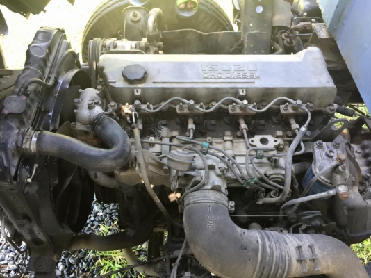 ขายรถบรรทุก 6 ล้อ  NQR  หัวกาตูน เครื่อง 120 แรง ปี 1997 ยาว 5.50 ม.