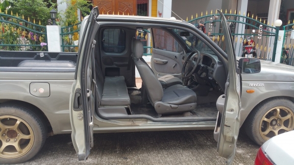 ขายฟอร์ด แคปเปิดได้ เครื่องเบนซิน3.0 เกียร์ออโต้ ติดแก๊สแล้ว เล่มครบพร้อมโอน รถพร้อมใช้