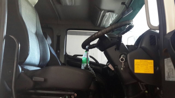 ขายรถพ่วง 1 คันรถหัวลากพร้อมหาง 2 คันสภาพใหม่มาก ขายรถพ่วง 1 คันรถหัวลากพร้อมหาง 2 คันสภาพใหม่มาก