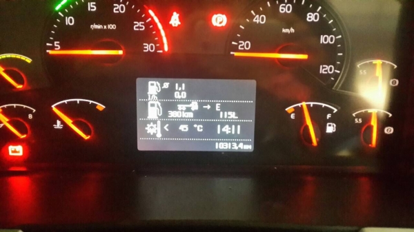 ขายรถพ่วง 1 คันรถหัวลากพร้อมหาง 2 คันสภาพใหม่มาก ขายรถพ่วง 1 คันรถหัวลากพร้อมหาง 2 คันสภาพใหม่มาก