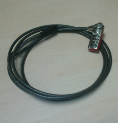 สายสลิง ล็อคอุปกรณ์ต่างๆ เป็นกุญแจ Password  สามารถปรับตั้งรหัส ยาว 2 เมตร สภาพสวยไม่มีตำหนิ สนใจคุยกันครับ