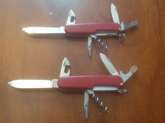 ขายมีดพกเอนกประสงค์ Vintage Victorinox เล่มละ