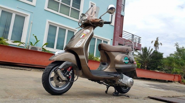 Vespa 2013 สภาพสวย แต่งแท้เต็มลำ รถพร้อมใช้ ขายถูกๆ ต่อรองได้ครับ