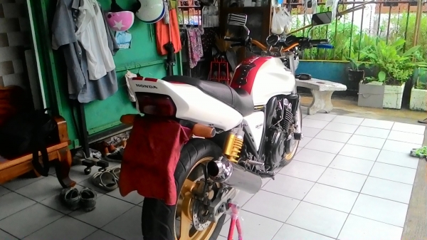 ขายcb400 ปี98 version s
