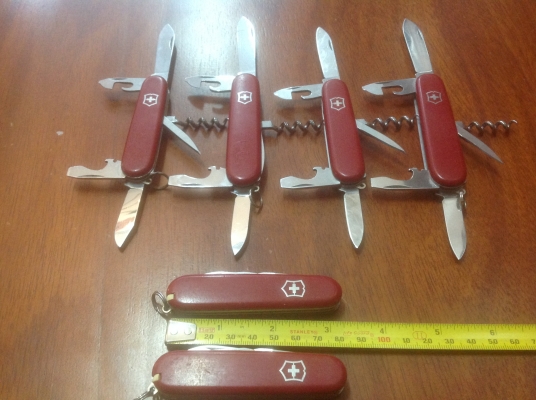ขายมีดเอนกประสงค์ Vintage Victorinox เล่มละ