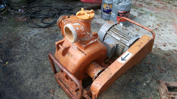 หอยใหญ่ 4 x 4 นิ้ว มอเตอร์ไฟ ญี่ปุ่น รหัสสินค้า R - 9