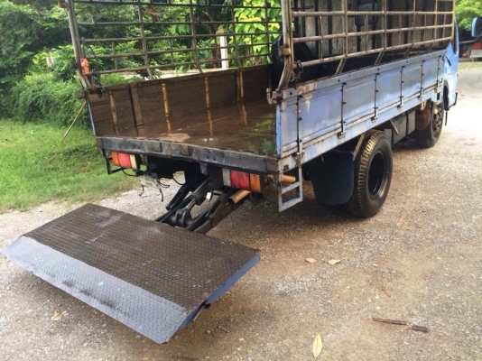 ขาย 6 ล้อเล็ก ไม่ติดเวลา 4HF1-120 แรง  มีลิฟท้าย.