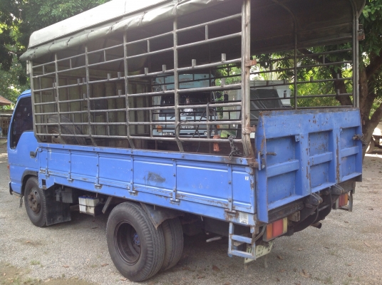 ขาย 6 ล้อเล็ก ไม่ติดเวลา 4HF1-120 แรง  มีลิฟท้าย.