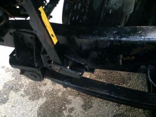 ขาย 6 ล้อเล็ก ไม่ติดเวลา 4HF1-120 แรง  มีลิฟท้าย.