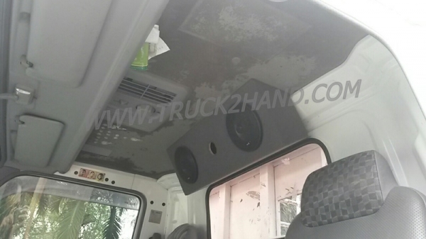 รถบรรทุก 6 ล้อ ISUZU  ELF รุ่น NQR75RY526 175 แรงม้า ปีจดทะเบียน 2551