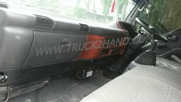 รถบรรทุก 6 ล้อ ISUZU  ELF รุ่น NQR75RY526 175 แรงม้า ปีจดทะเบียน 2551
