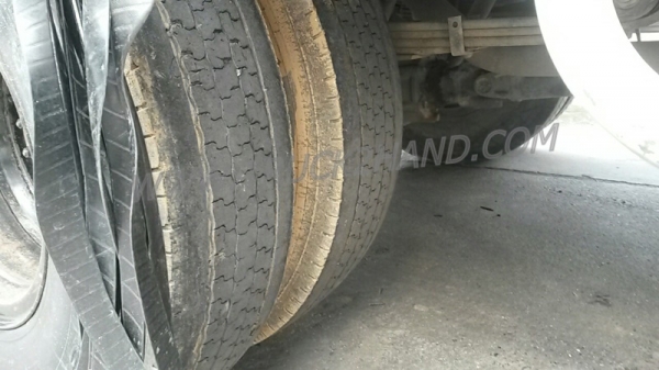 รถบรรทุก 6 ล้อ ISUZU  ELF รุ่น NQR75RY526 175 แรงม้า ปีจดทะเบียน 2551