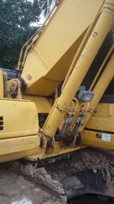 ขาย KOMATSU PC-200-8 พร้อมใช้งาน"เอกสารใบอินวอยร์ เครื่องดี เอวแน่น ปั้มเต็มกำลังไม่โหลด ช่วงล่างเต็ม