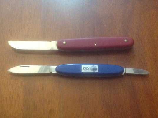 ขายมีดเอนกประสงค์ Vintage Victorinox จับคู่ขายราคาพิเศษ