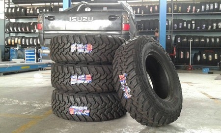 ยาง DELIUM KU-253 265/75R16 เส้นละ 4,000 บาท