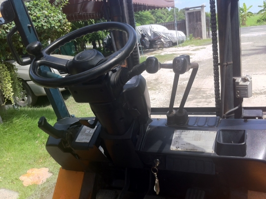 Forklift TOYOTA 7FG25