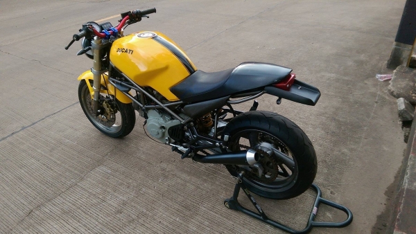 ขายคับ DUCATI M400 ปี1998 ท่อคู่ลั่นๆ แฮนด์แต่ง ยางหน้าหลังเต็ม สรรพสามิตรตัวจริง สวยๆ ราคา 79500 บาท ส่งได้ทั่วไทยคับ สนใจติดต่อ 081-0578282 FACEBOOK ชาญณรงค์ ป๊อป ชัยอมฤต ไอดีไลน์ POPBIGBIKESAKON คับ สนใจรถสวย ถูก ดี ต้อง POP BIGBIKE SAKONNAKHON คลิปคับ