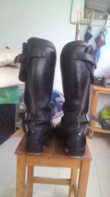 รองเท้าบู๊ทหนังขับมอไซค์ Daytona