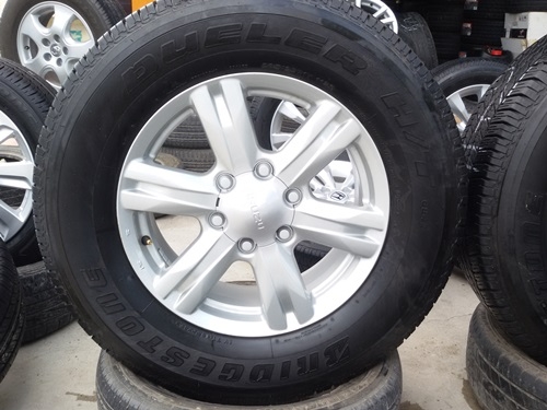 ขายล้อISUZU Mu-X New ISUZU17 ยางปี 3714 4 ล้อ ขายล้อISUZU Mu-X New ISUZU17 ยางปี 3714 4 ล้อ