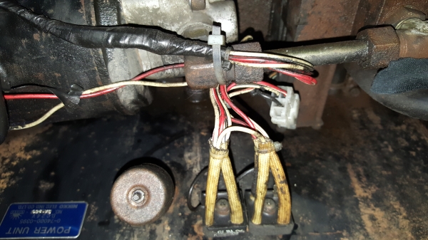 ปั้มไฮดรอลิค ออก 4 สาย ไฟ 24 v ปั้มไฮดรอลิค ออก 4 สาย ไฟ 24 v