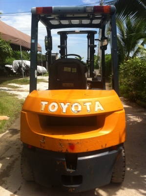 Forklift TOYOTA 7FG25